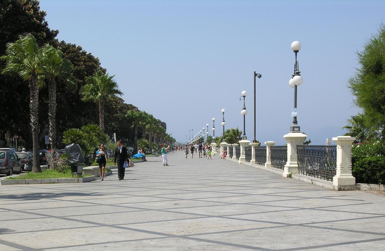 Villa La Fenice Reggio di Calabria Exteriör bild